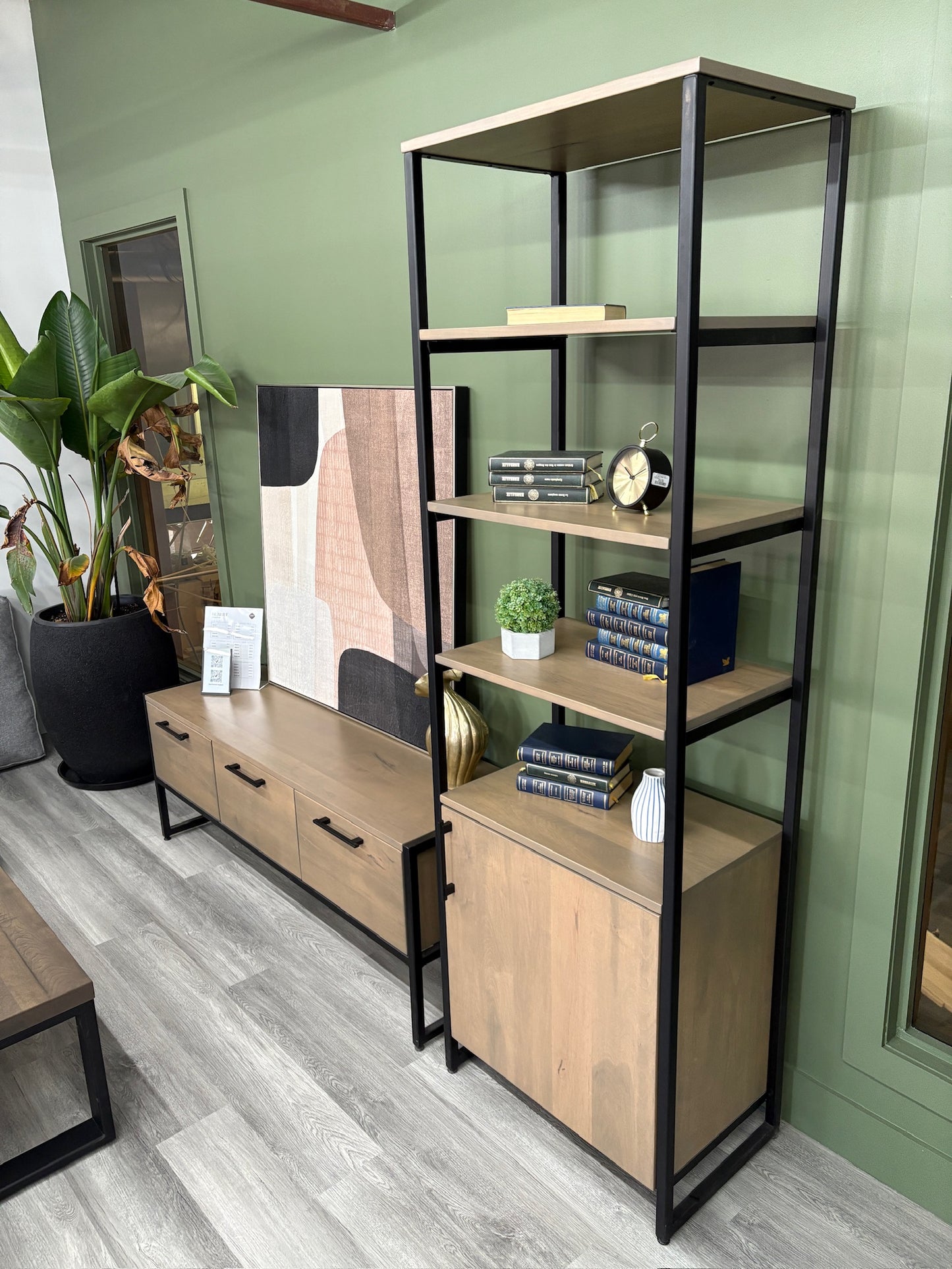 Cabinet Sutton en bois massif