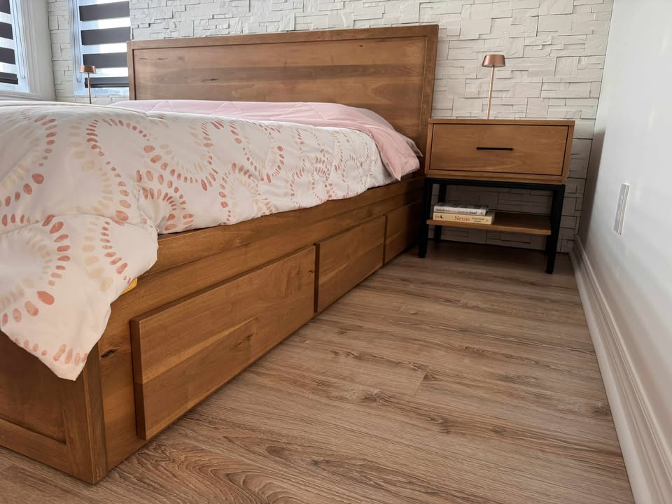 Lit Portneuf avec tête en bois