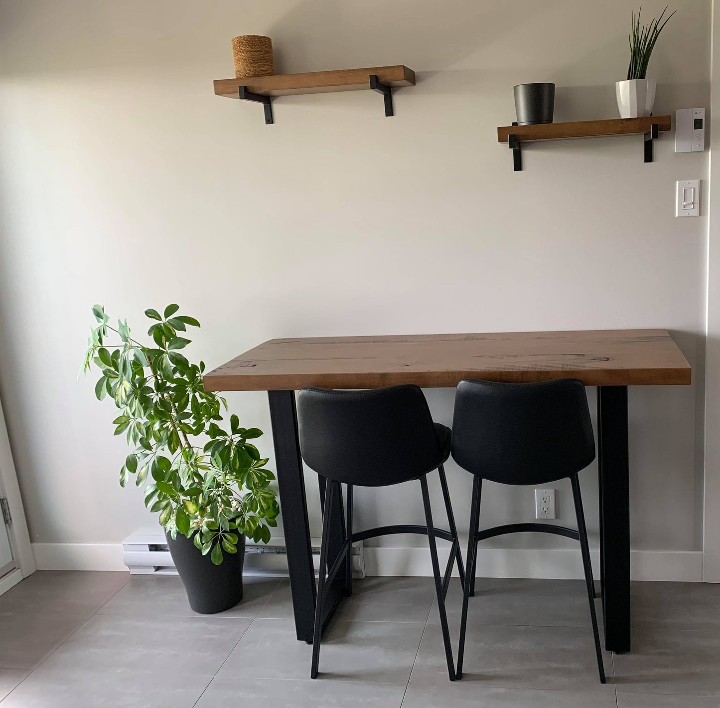 Tablette en bois massif