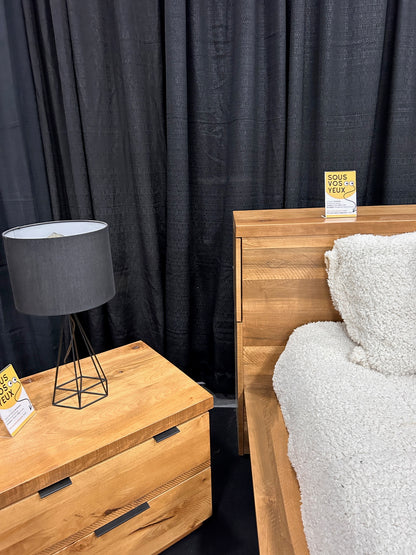 Table de chevet St-Anicet