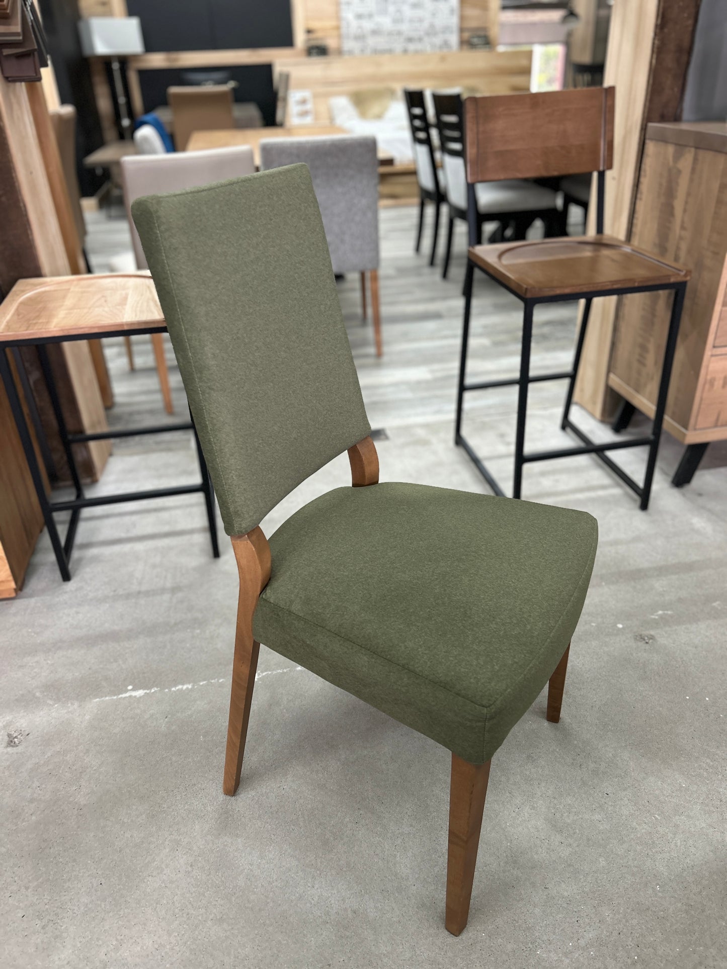 Chaise Léa (1 en stock)