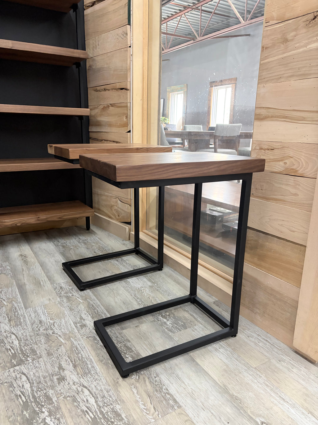 Table d'appoint Sutton 27"