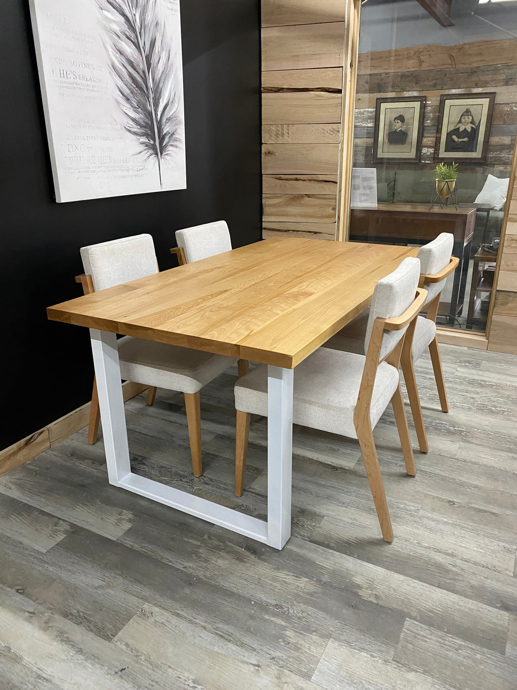 Table 36 x 66" + 4 chaises