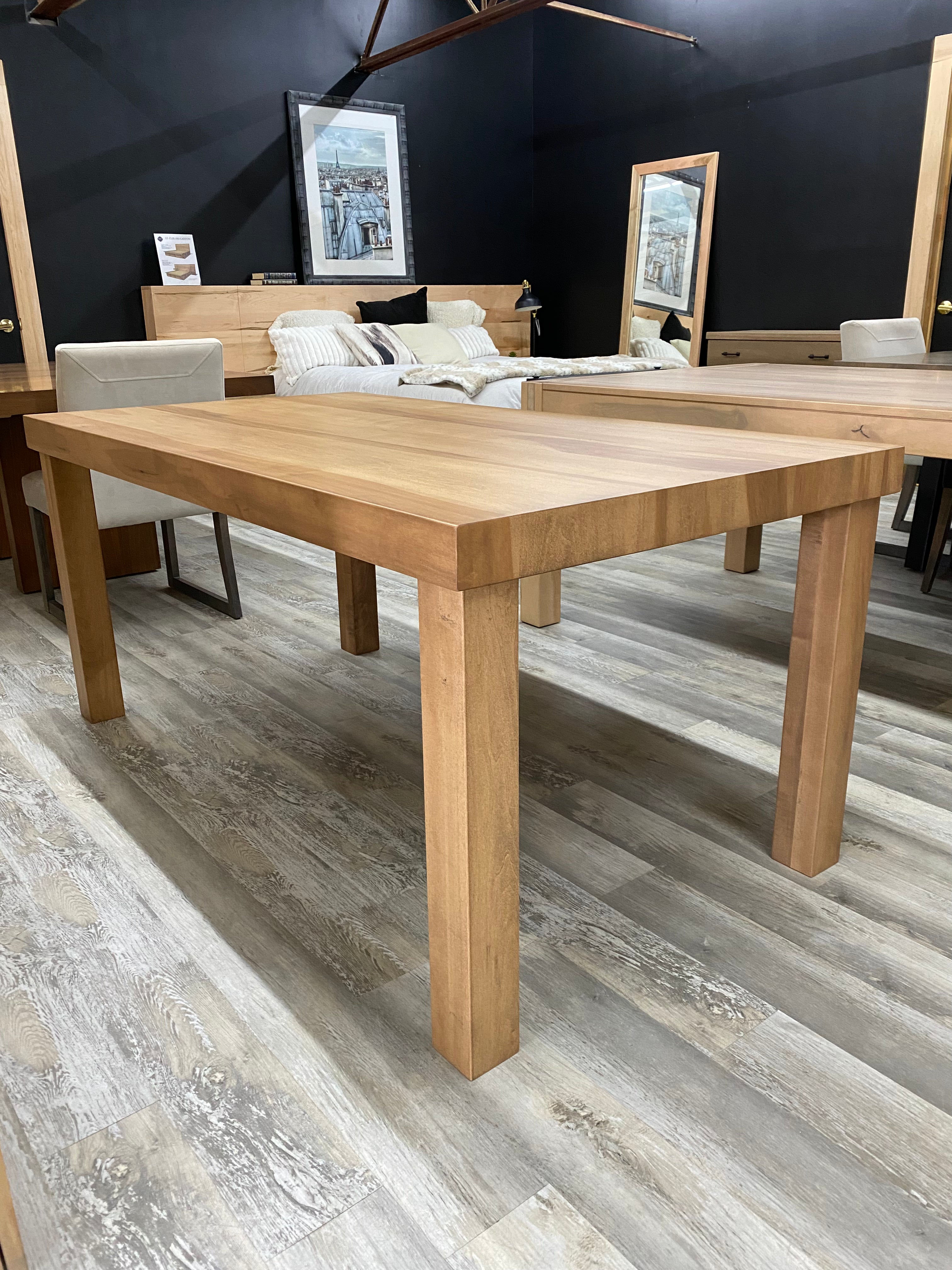 Table Yamaska 36 x 66"