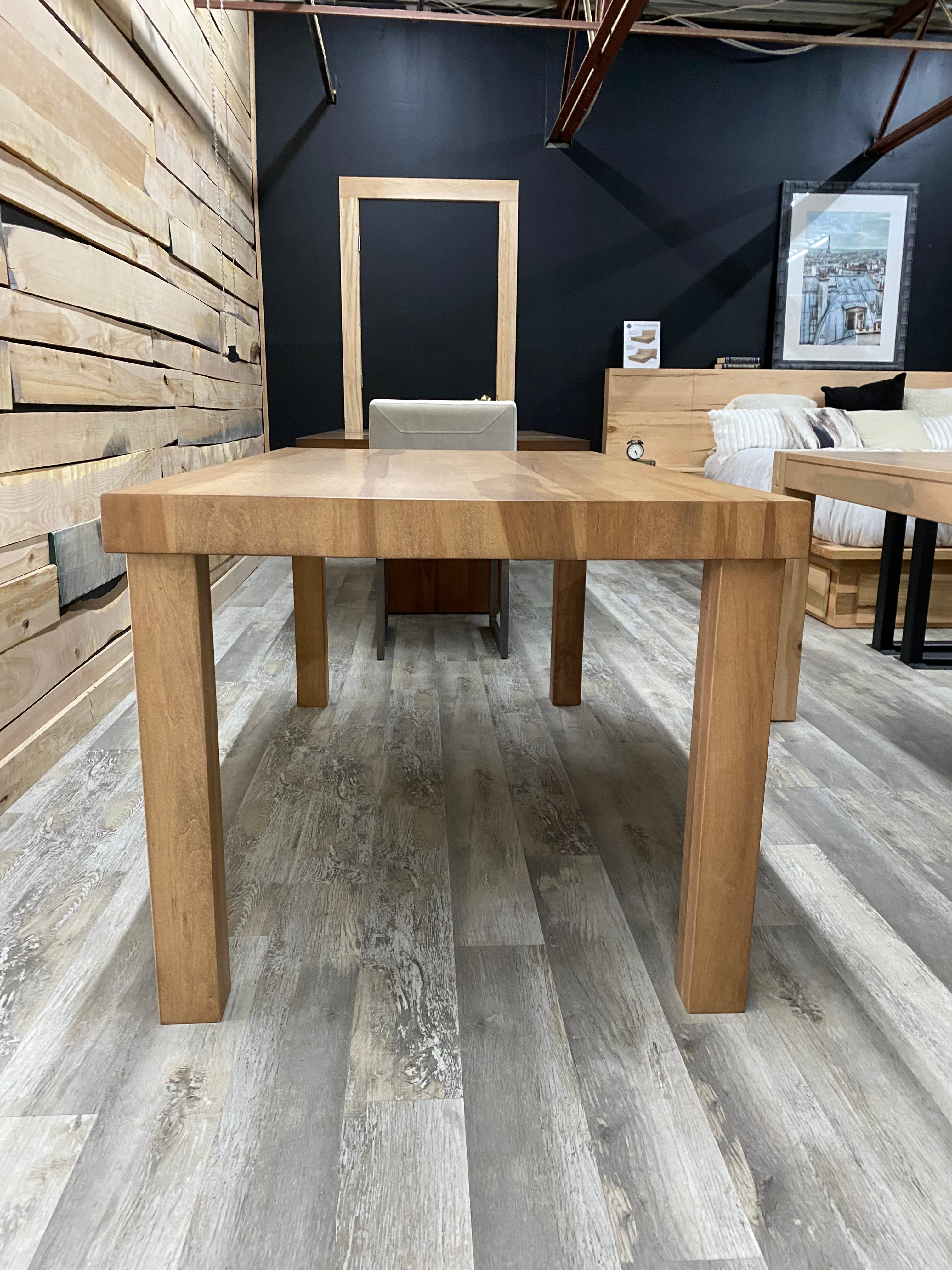 Table Yamaska 36 x 66"