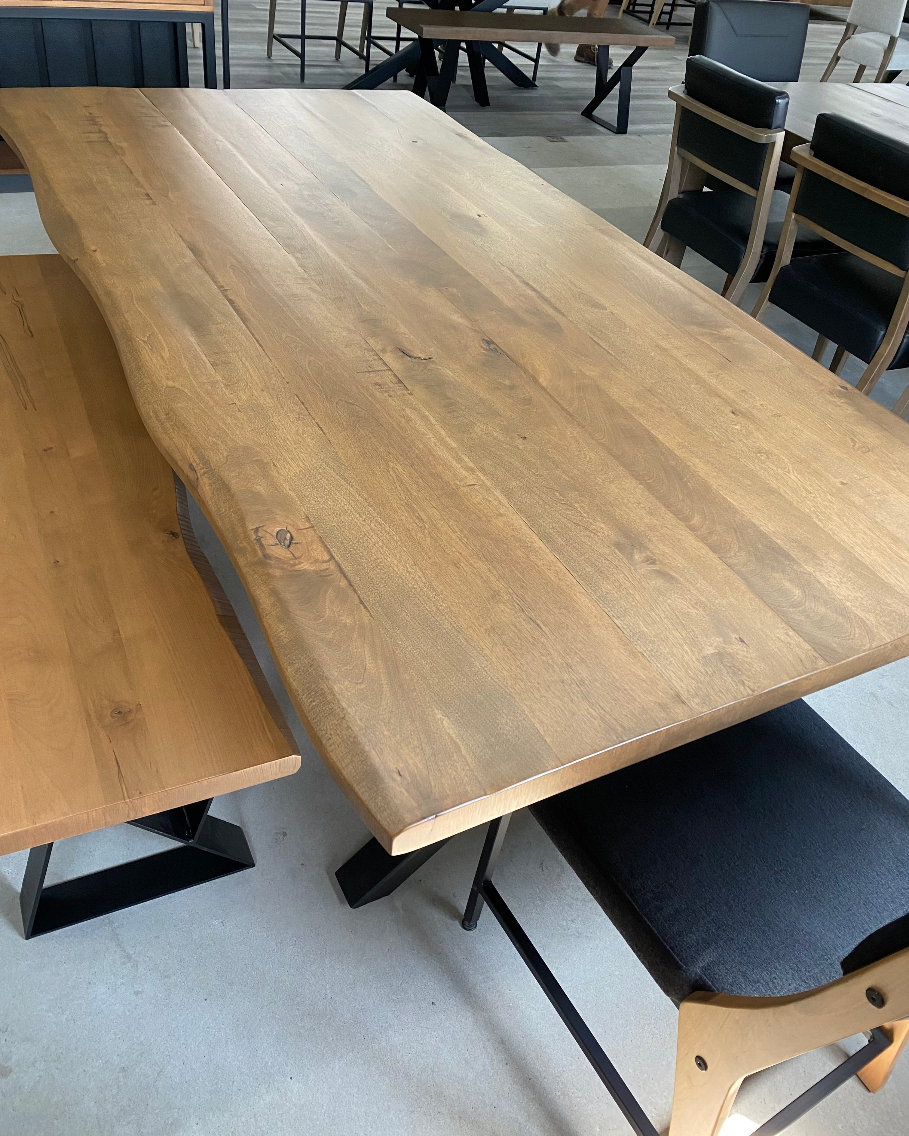 Table Mont-Tremblant 40 x 80"