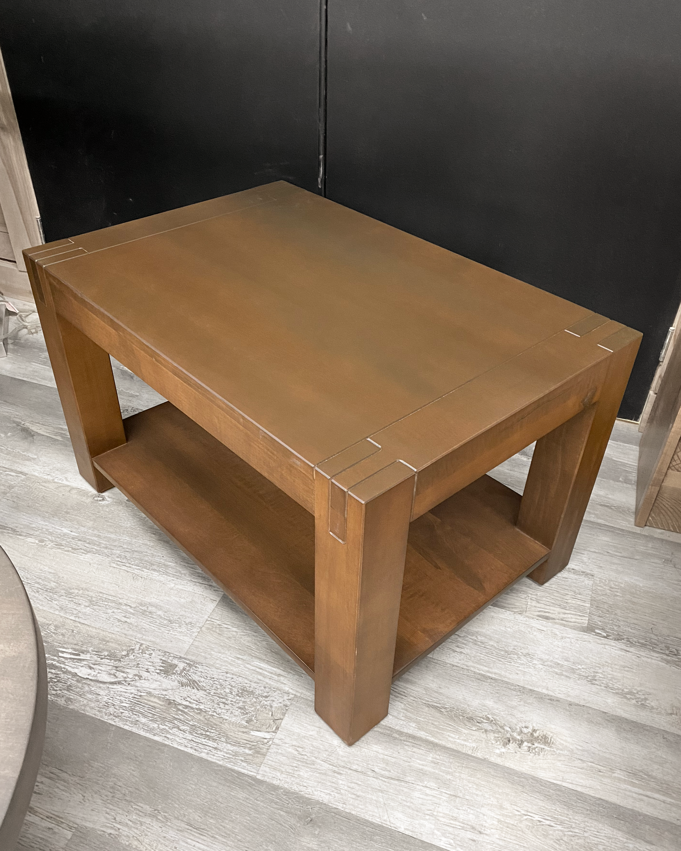 Table de centre St-Sauveur 34"