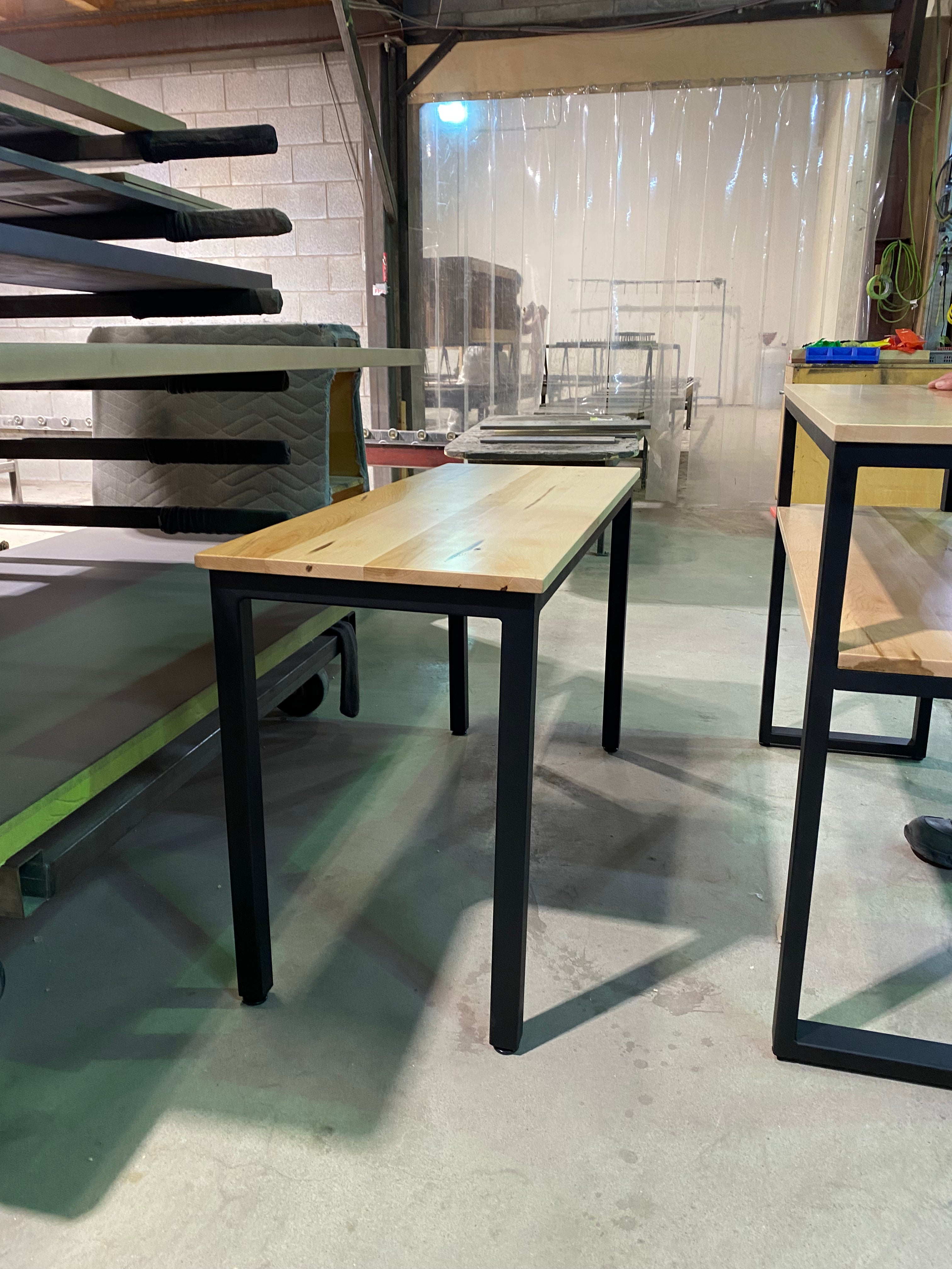 Bureau d'enfant 43"