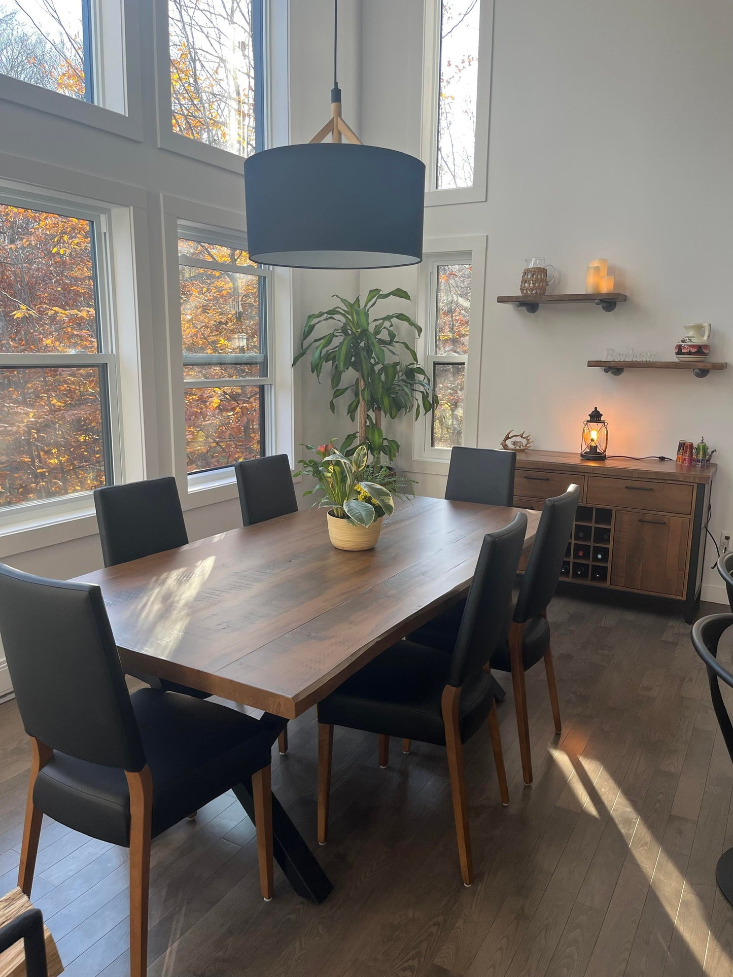 Buffet Mont-Tremblant 50"