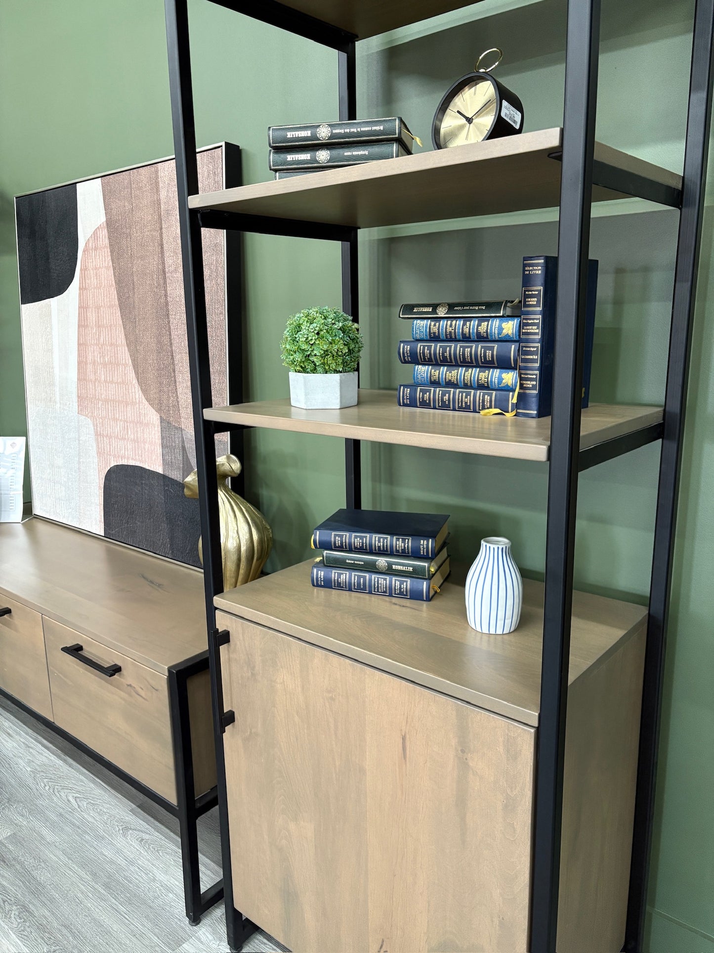 Cabinet Sutton en bois massif