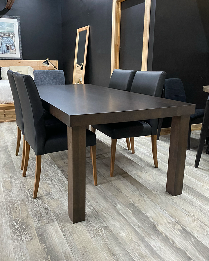 Table Yamaska 40 x 80"