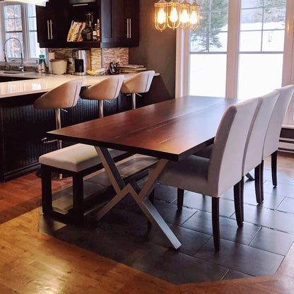 Ensemble de salle à manger moderne avec pattes en acier argent et banc rembourré modèle Jules