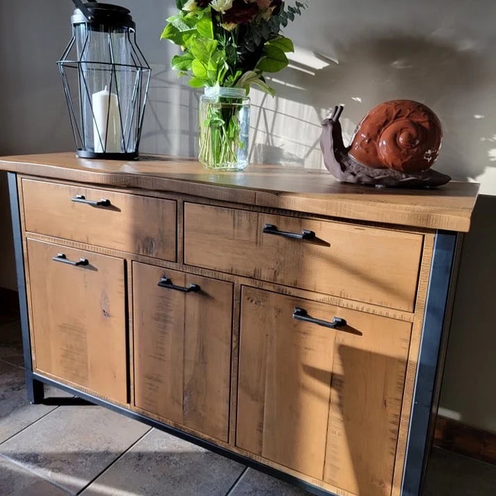 Buffet Mont-Tremblant 50"