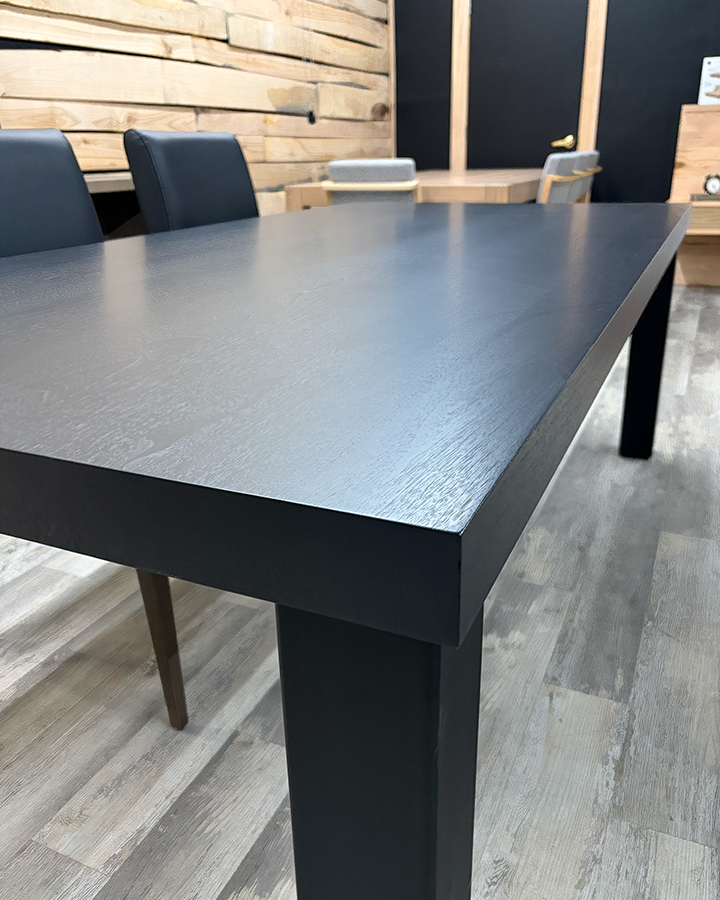Table Gaspé 42 x 84"