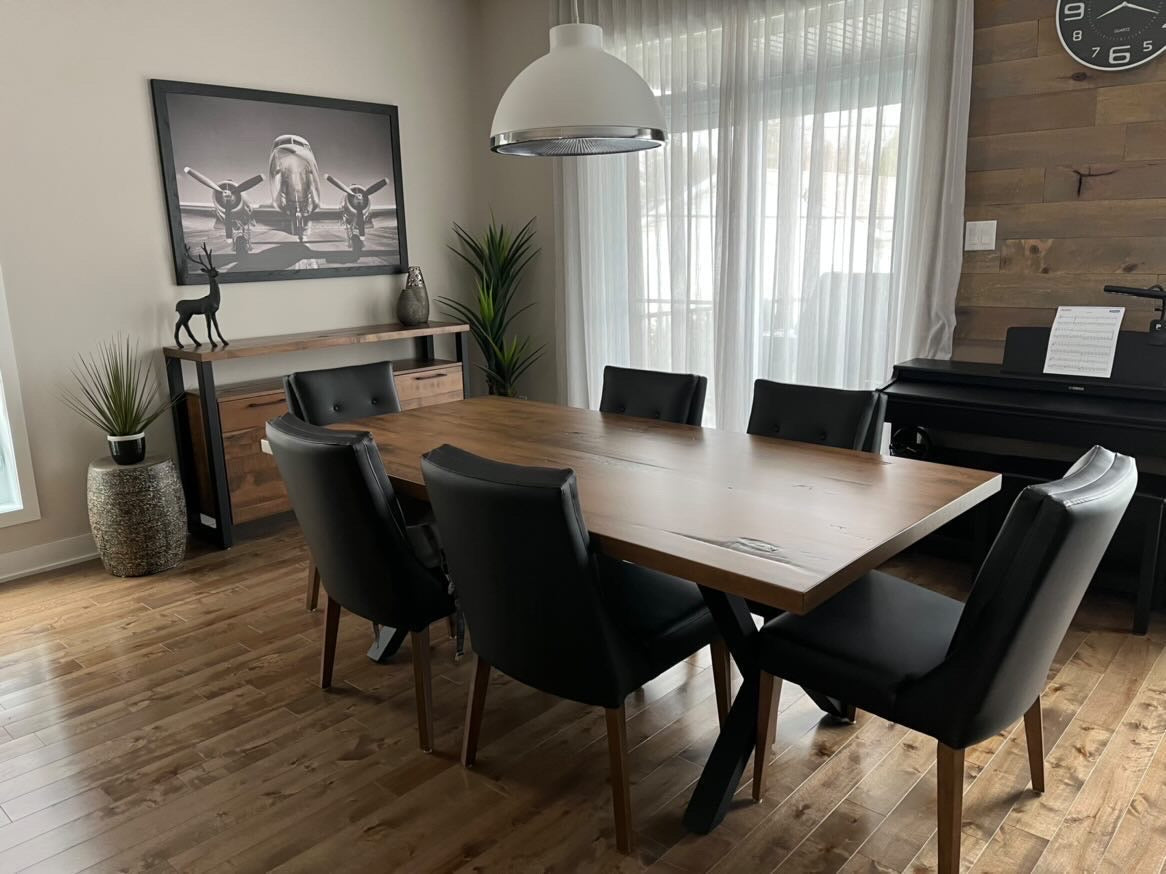 Ensemble complet Direct D'la Shop en érable massif fini brut pour un décor rustique moderne