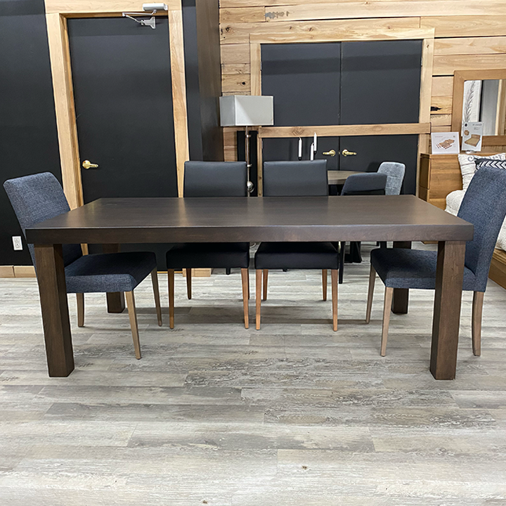 Table Yamaska 40 x 80"