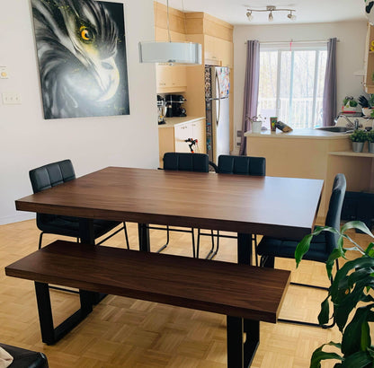 Table et banc en placage noyer de la collection Gaspé avec pattes en U noir