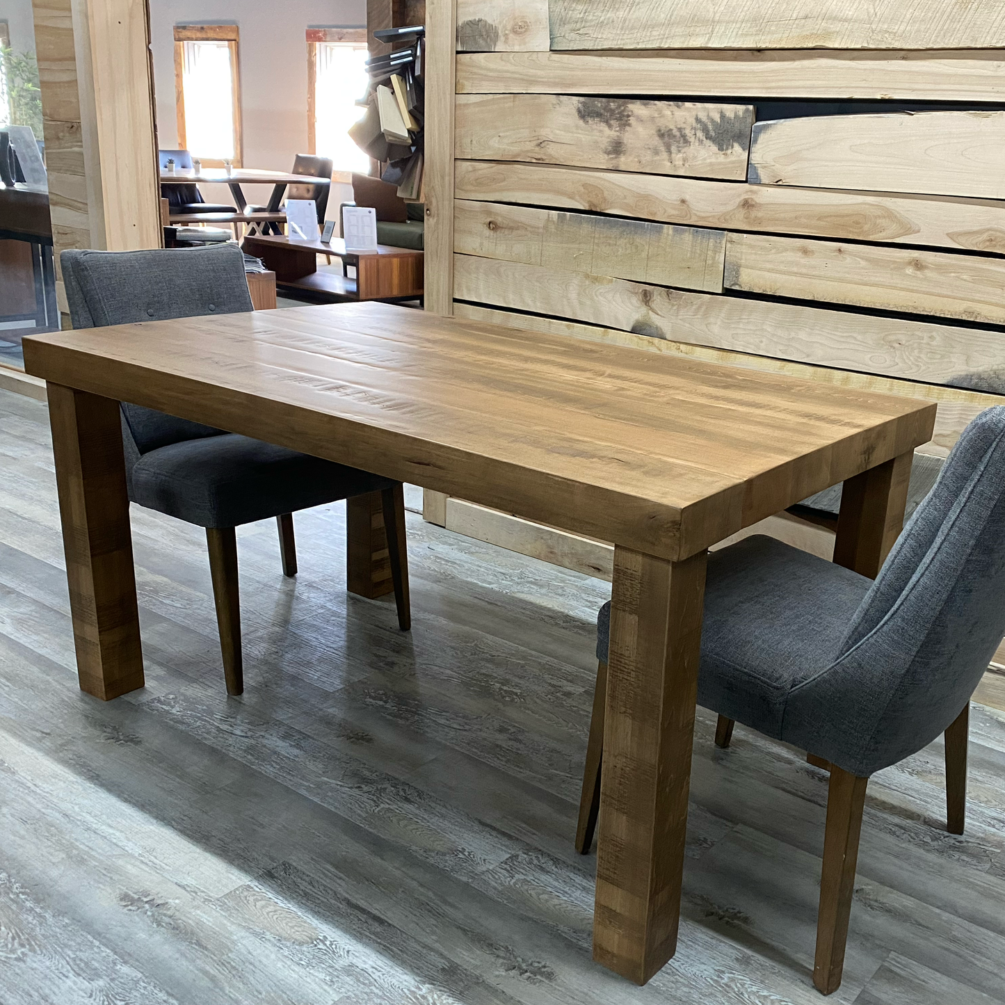 Table Yamaska 36 x 60" (en stock)