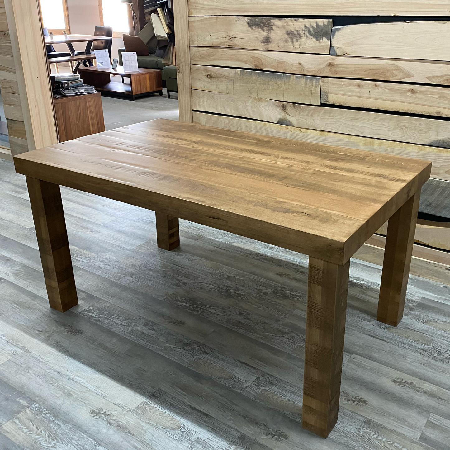 Table Yamaska 36 x 60" (en stock)