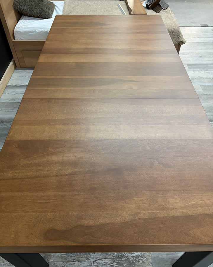 Table Yamaska 36 x 54" + ext.