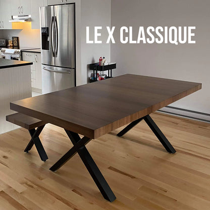 Bases en acier en stock