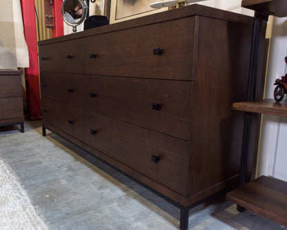 Bureau double Fort Rupert