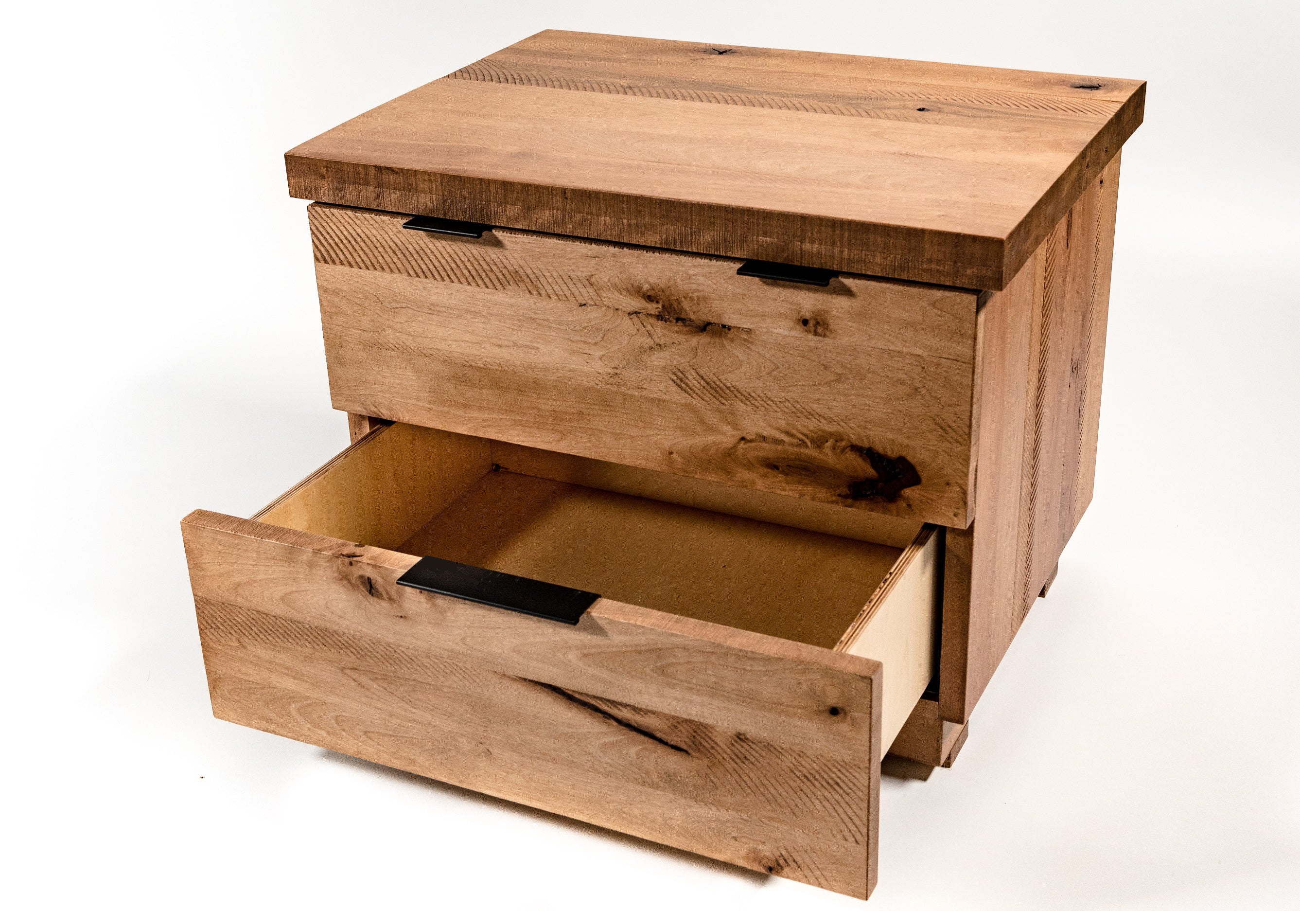 Table de chevet St-Anicet