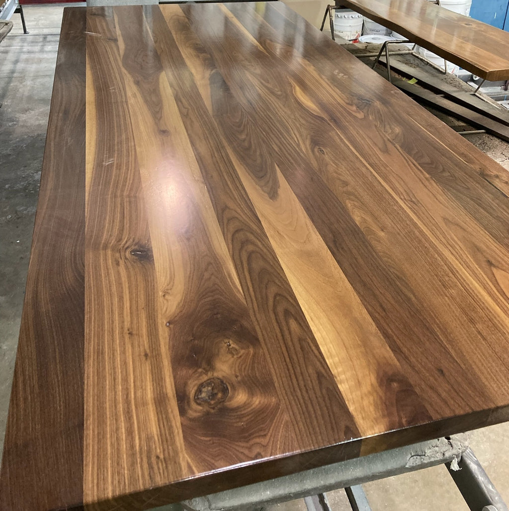 Noyer massif (+ 40%)